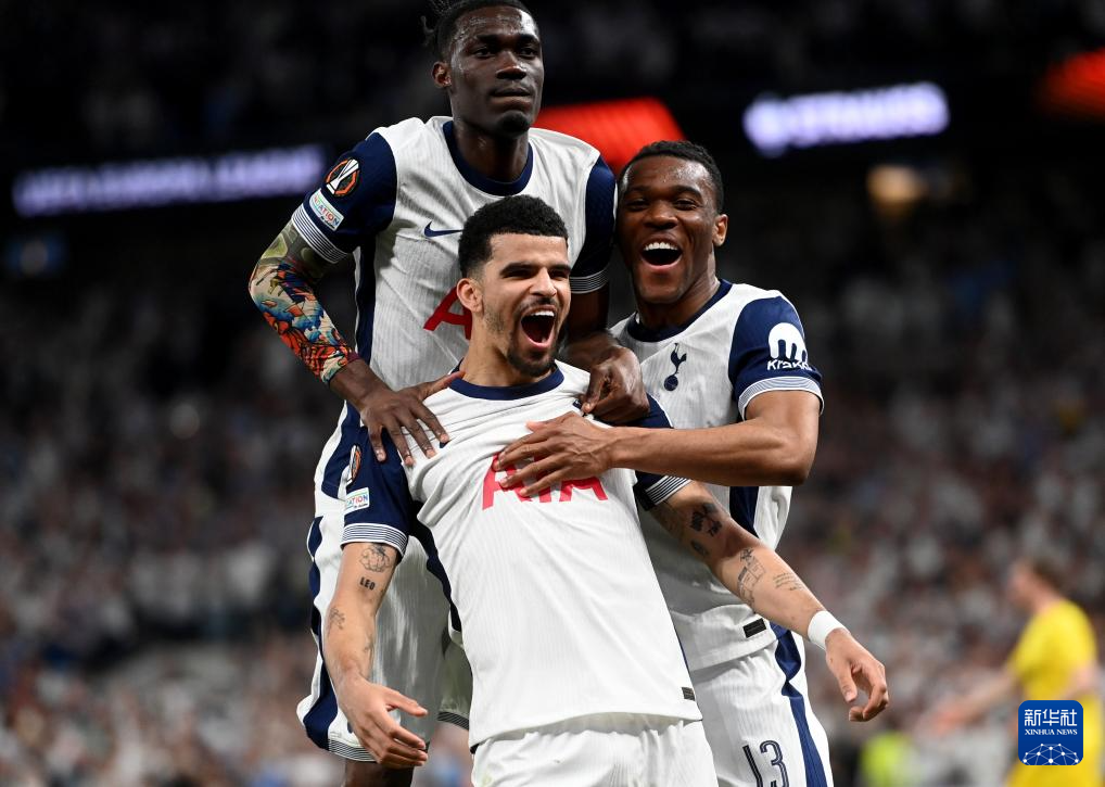 欧冠今夜观赛指南：枪手迎战强敌拜仁，皇马客场出征盼洗颓（欧冠今夜前瞻：阿森纳硬碰拜仁，皇马客战力求止颓）