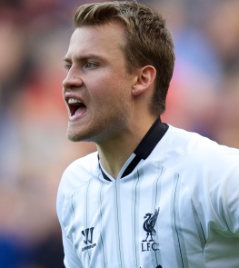 足球欧洲俱乐部频繁爆冷，球迷：本赛季太刺激（欧洲俱乐部赛场冷门频出，球迷直呼本季过瘾）