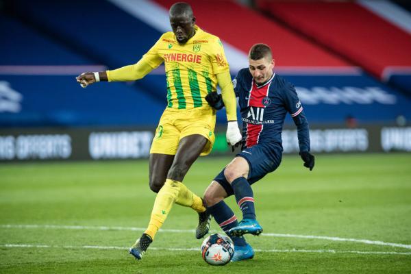 阿莫林称赞曼联定位球教练卡洛斯-费尔南德斯：他比我强得多（阿莫林盛赞曼联定位球教练卡洛斯·费尔南德斯：他远强于我）