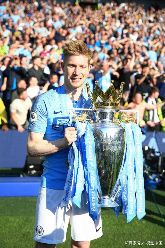 利物浦决定萨拉赫短期缺席比赛，斯洛特获管理层支持（利物浦确认萨拉赫将短期缺阵，斯洛特获高层力挺）