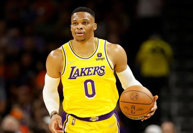 齐沃：为迪乌夫、何塞普高兴；今天不想让图拉姆踢超过60分钟（齐沃称为迪乌夫、何塞普感到欣喜：今日计划将图拉姆出场时间控制在60分钟以内）