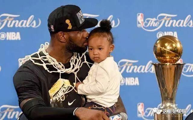 7000万先生1年没踢球😢24岁穆德里克社媒晒斯坦福桥照：圣诞快乐（24岁穆德里克一年未出场，社媒晒斯坦福桥照送祝福：圣诞快乐）